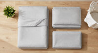 13 Best Bedsheet Organizers for Tidy Linen Closets in 2026